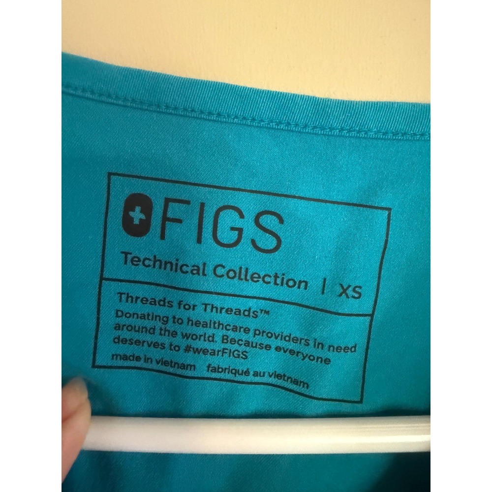 FIGS Casma Scrub Top Womens XS Teal Blue V-Neck Technical Collection FIONx - Picture 2 of 3